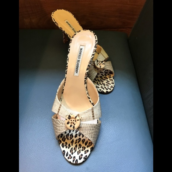 Manolo Blahnik Shoes - MANOLO BLAHNIK Sandal with Kitten Heel